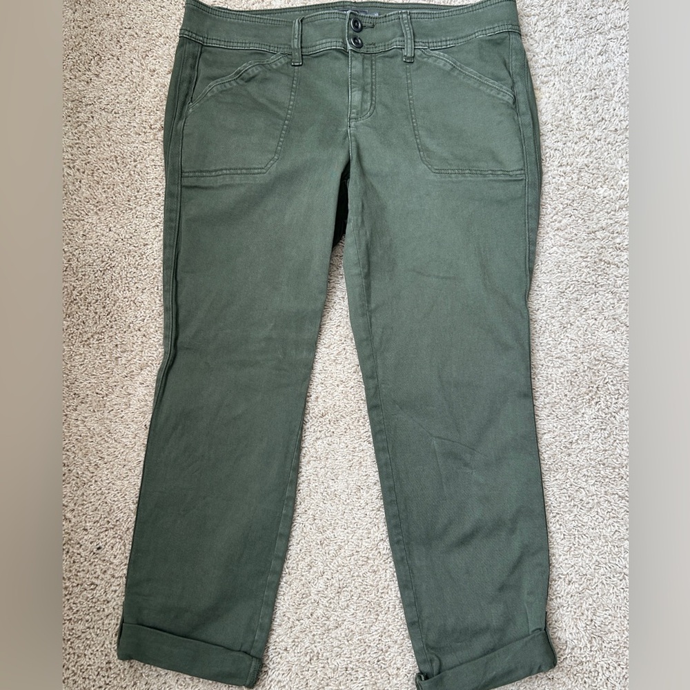 NWOT Torrid 14 Aviator crop in olive